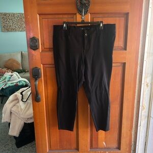 Torrid Women's Cropped Black Pants